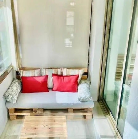 Apartment Le Spacieux Avec Loggia